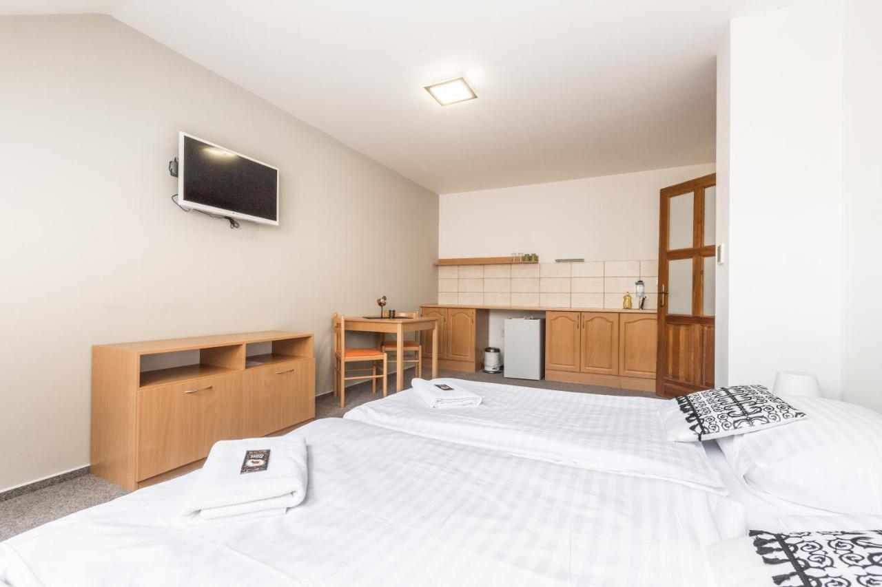 Pivovar A Penzion Grasel Český Rudolec Exterior foto